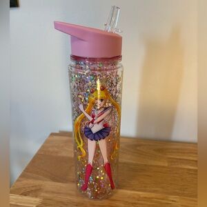 Sailor Moon Crystal Glitter Water Bottle – Brand New!
